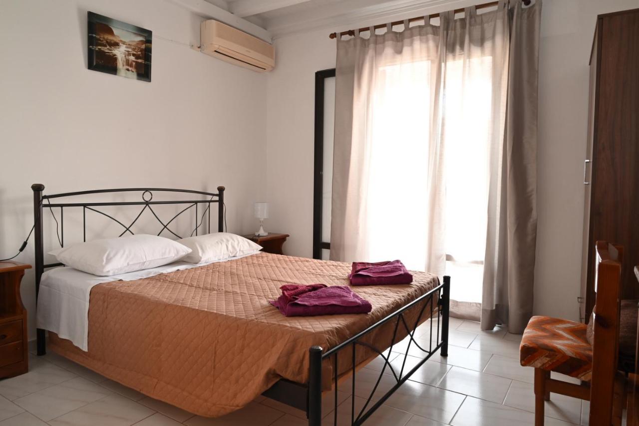 Villa Mike 105 Liapades Exterior foto