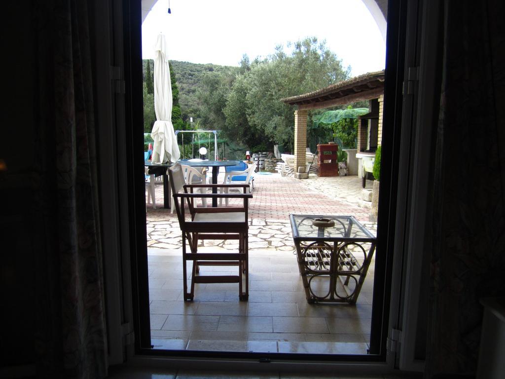 Villa Mike 105 Liapades Cameră foto