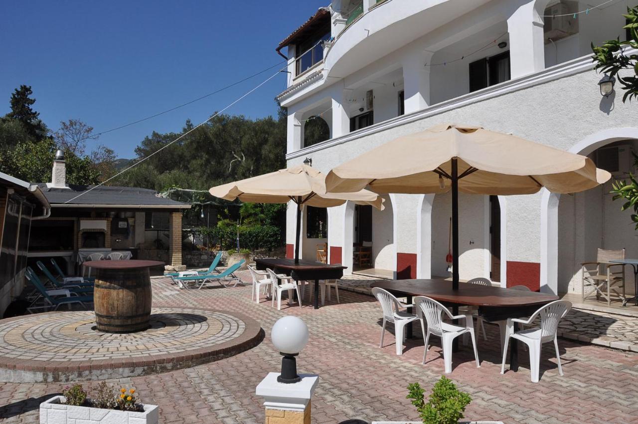 Villa Mike 105 Liapades Exterior foto