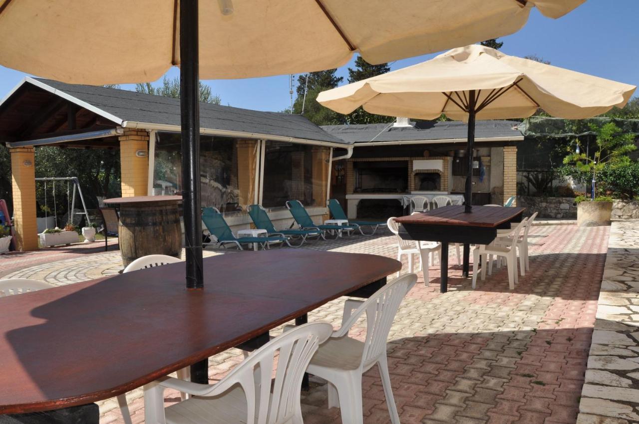 Villa Mike 105 Liapades Exterior foto